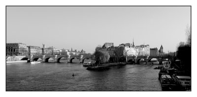 L'ile Saint Louis entre deux rives.