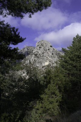 Elle là derrière, la chapelle St Michel