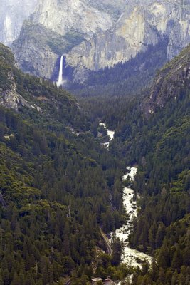 DSC_1562 Bridalveil Falls from Hwy 120.jpg