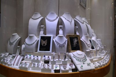Nathan Street - Chinese medicine to gaudy diamonds to chunks of gold
