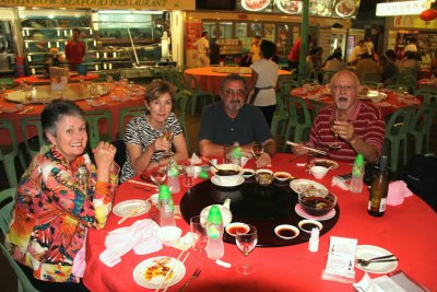 Evening cruise to Rainbow Restaurant on Lamma Island