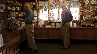 ....Hart's Turkey Restaurant to kill more time in the Gift Shop.