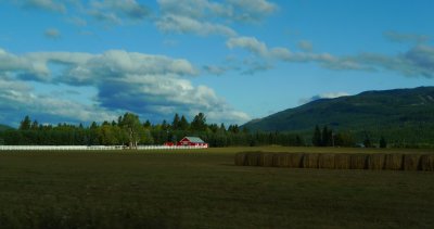 Between Kalispell and Whitefish, there are pretty farms.