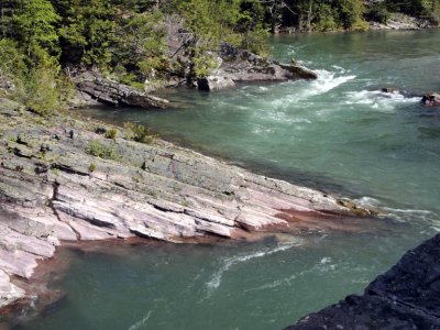 Pink rock is prevalent..