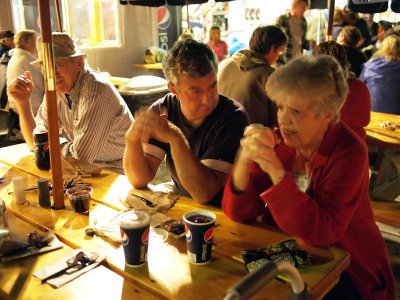 Even Jeanne came and enjoyed her clams!!