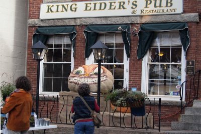 Then we lunch at the king Eider.