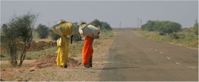 Women carrying loads-Jaisalmer