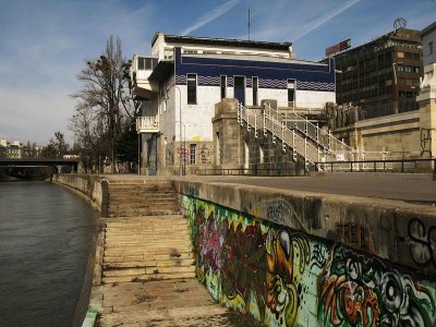 Schuetzenhaus am Donaukanal