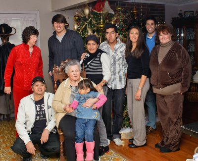 Christmas-at-Marias-4103.jpg