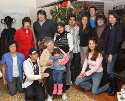 Christmas-at-Marias-4105.jpg