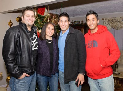 Christmas-at-Marias-4116.jpg