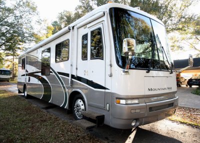 2000 Newmar Mountain Aire *SOLD*