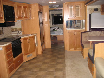 2006 Hurricane 34N Triple Slide *SOLD*