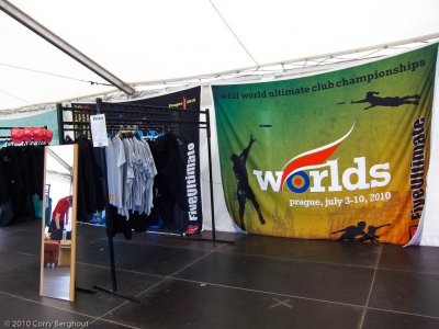 wucc-info-merch-0536.jpg