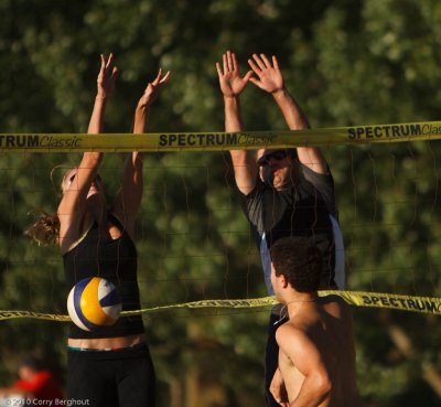 20100812-britannia-vball-1111.jpg