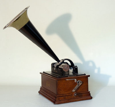 Edison Standard Model D Cylinder Phonograph