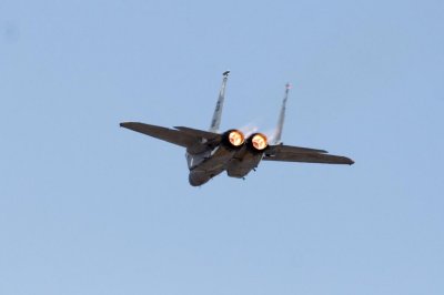 F-18