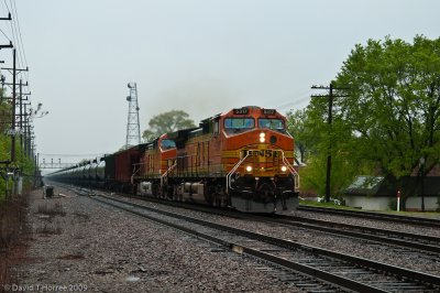BNSF 5317 East at Downers Grove, Ill.