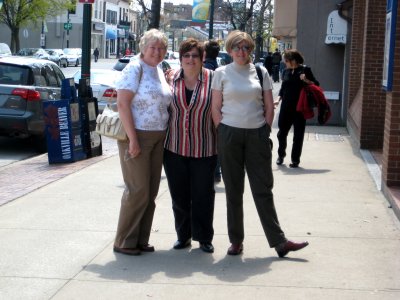 Doris, Anne Marie & Janice - girls about town