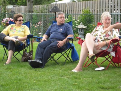 Nikki, Tony & Doris waiting patiently