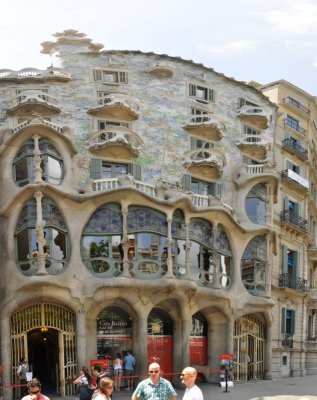 Casa Batllo, Gaudi Museum 