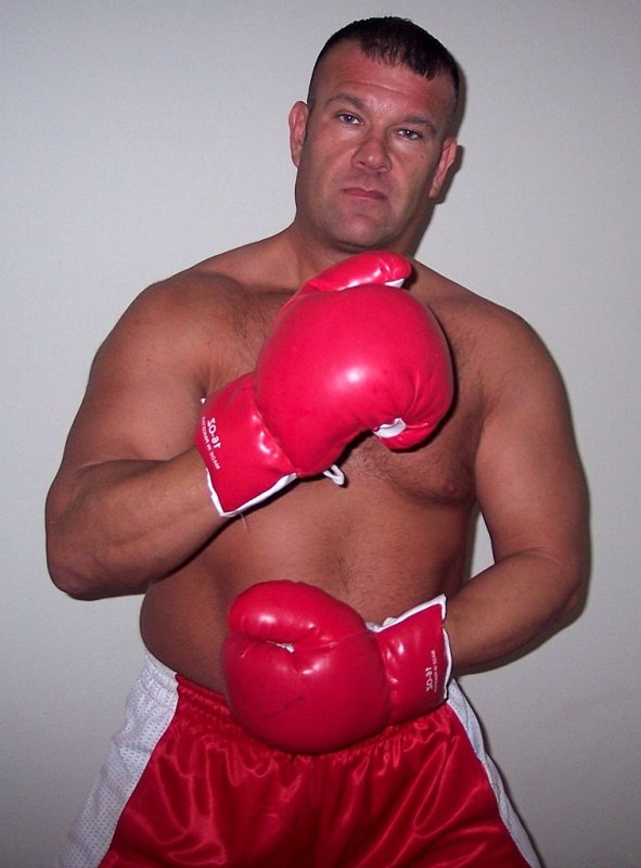boxer wrestler seeking training partners