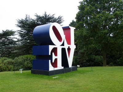 Side view of The American Love by Robert Indiana