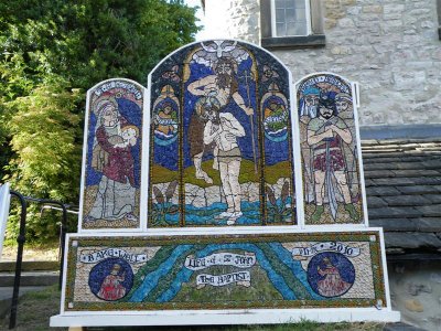 Well Dressing in Bakewell Churchyard