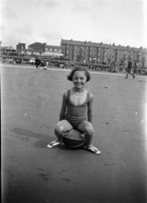 Blackpool 03 Mum on beachball_negMscan (Medium).jpg