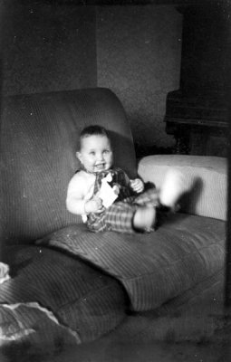 Lorna on sofa_negMscan (Medium).jpg