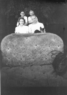 Wilson family plus friend from guest house in punt 03_negMscan (Medium).jpg