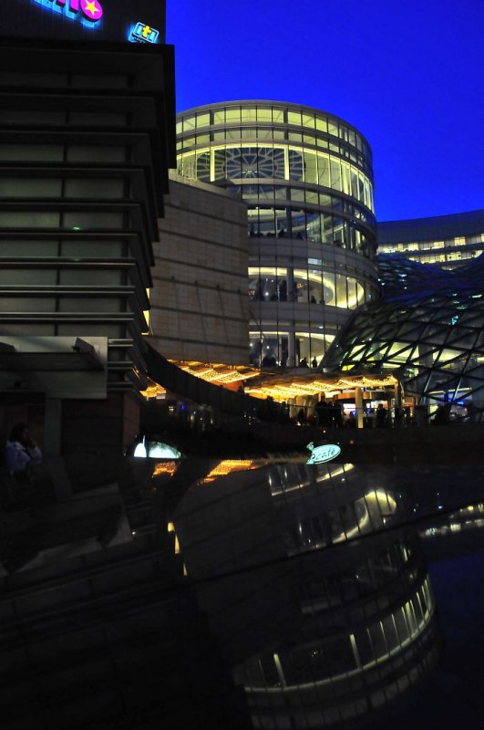 WARSZAWA  by night
