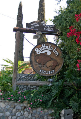 Buffalo Inn .