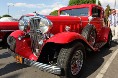 1932 Oldsmobile.