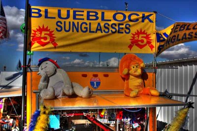 sunglass vendor sign