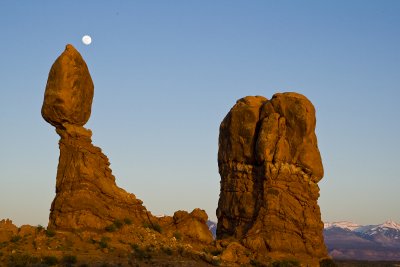 Moonrise Over Balanced Rock