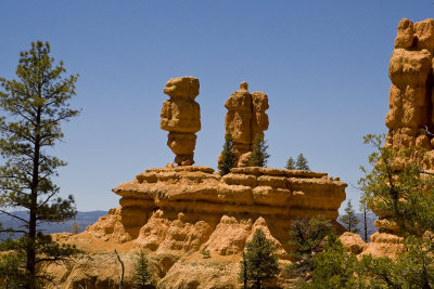 Red Canyon Statues