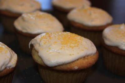 Lemony Buttermilk Cupcakes