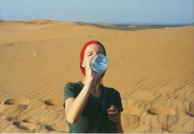 117 - Erfout - Michaela beim Wassertrinken.jpg