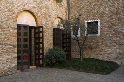 treviso doorway.jpg