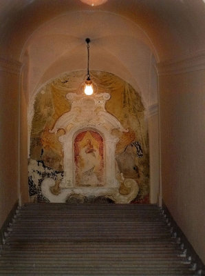 Dentro Palazzo Ventimiglia