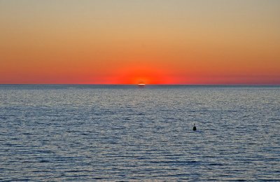 Awaiting the green flash