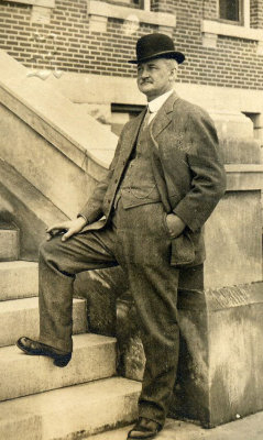 7 Henry Rehme at Chaminade ca1915.jpg