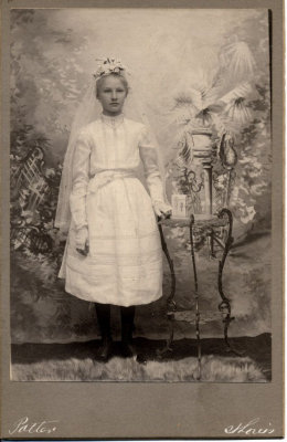 11 Martha Rehme 1stCommunion ca1895.jpg