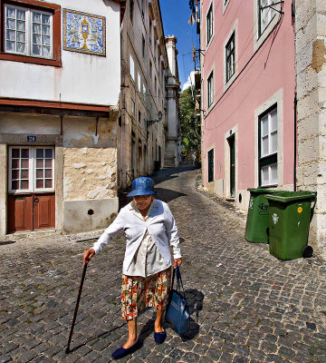 Alleys in Lisbon 3