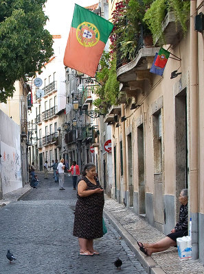 Alleys in Lisbon 9