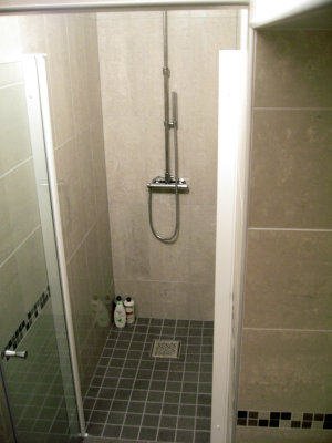 shower room.jpg