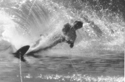 waterskiing (Doug Roberts)