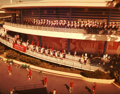 02 1978 Disneyland.jpg