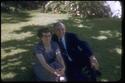 Mom and Pop, Yakima